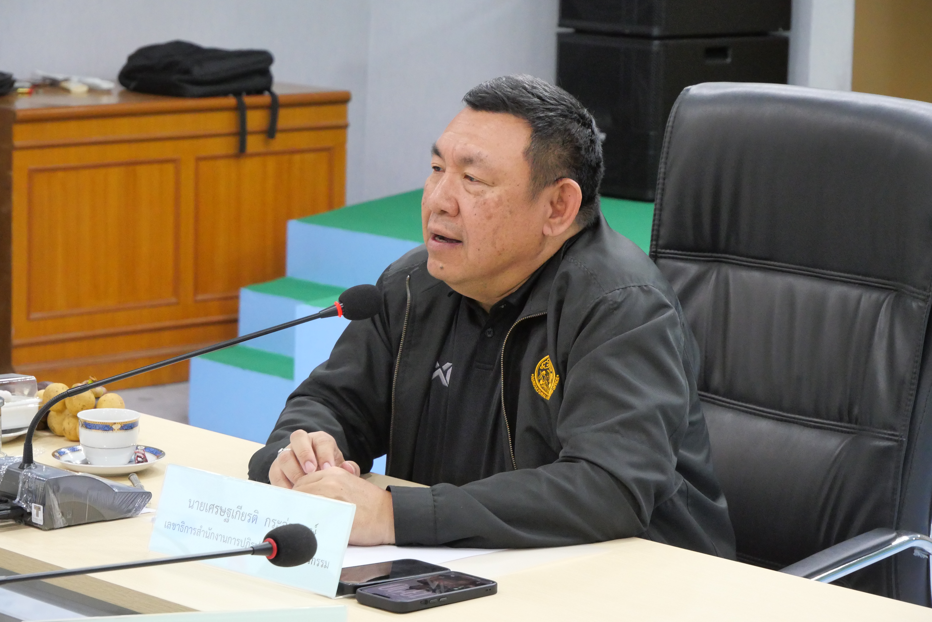 title - เลขาธิการ ส.ป.ก. ประชุมติดตามผลการดำเนินงาน และการใช้จ่ายงบประมาณ ประจำปีงบประมาณ พ.ศ.2569 ของภาคใต้ 
